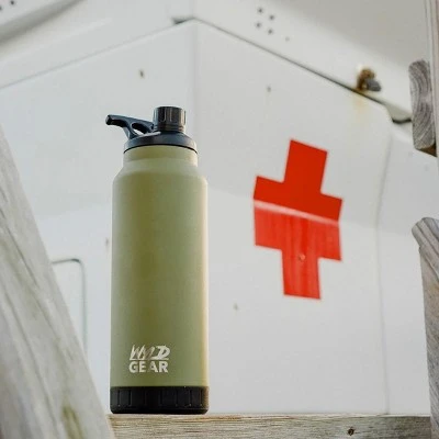 Wyld Gear Mag Series 24 oz. Vacuum Insulated Stainless Steel Water Bottle 4 Wyld Gear Mag Series 24 oz. Vacuum Insulated Stainless Steel Water Bottle - Image 2